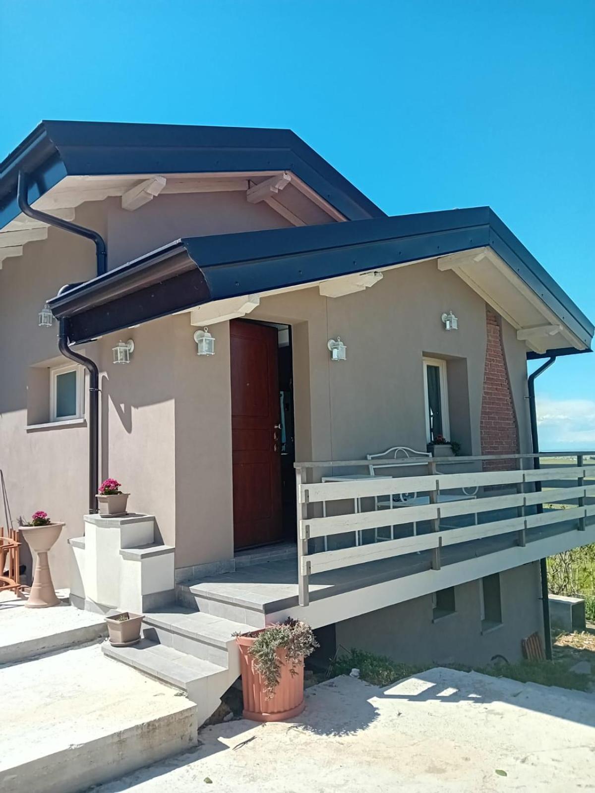 Вилла Nife Tiny House - Secret Garden Montalbo Экстерьер фото