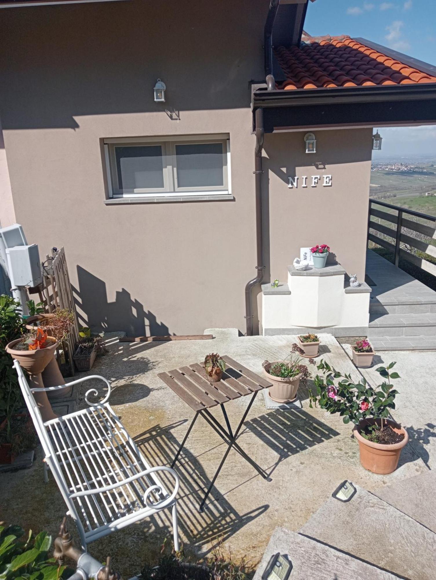 Вилла Nife Tiny House - Secret Garden Montalbo Экстерьер фото